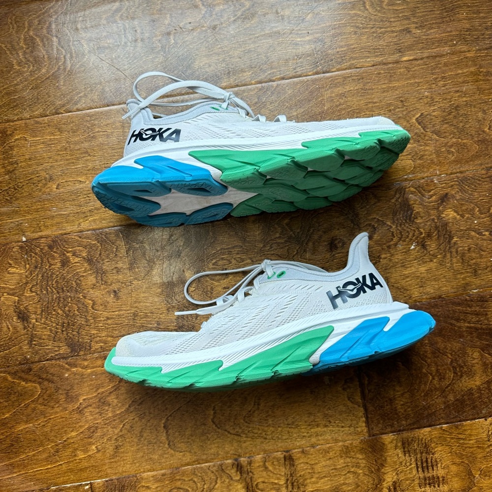 HOKA clifton edge